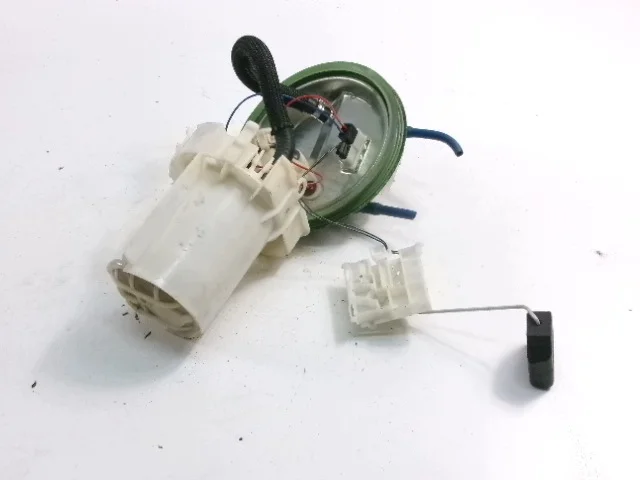 Opel Astra G Bomba de combustible image 3