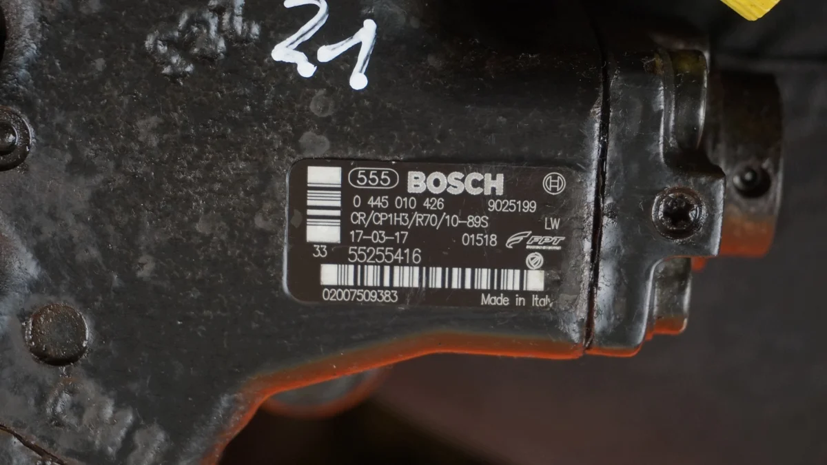 Polttoainepumppu Opel Corsa E Astra K B13DTE 24MB211POMPA0445010426 image 5