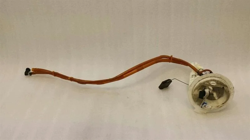 Fuel Pump Module Mercedes GLK X204 A2044704494