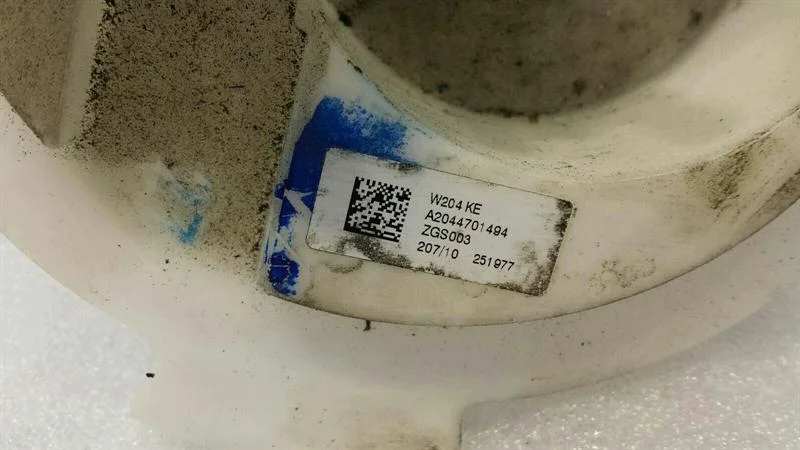 Polttoainepumppu Mercedes GLK X204 A2044704494