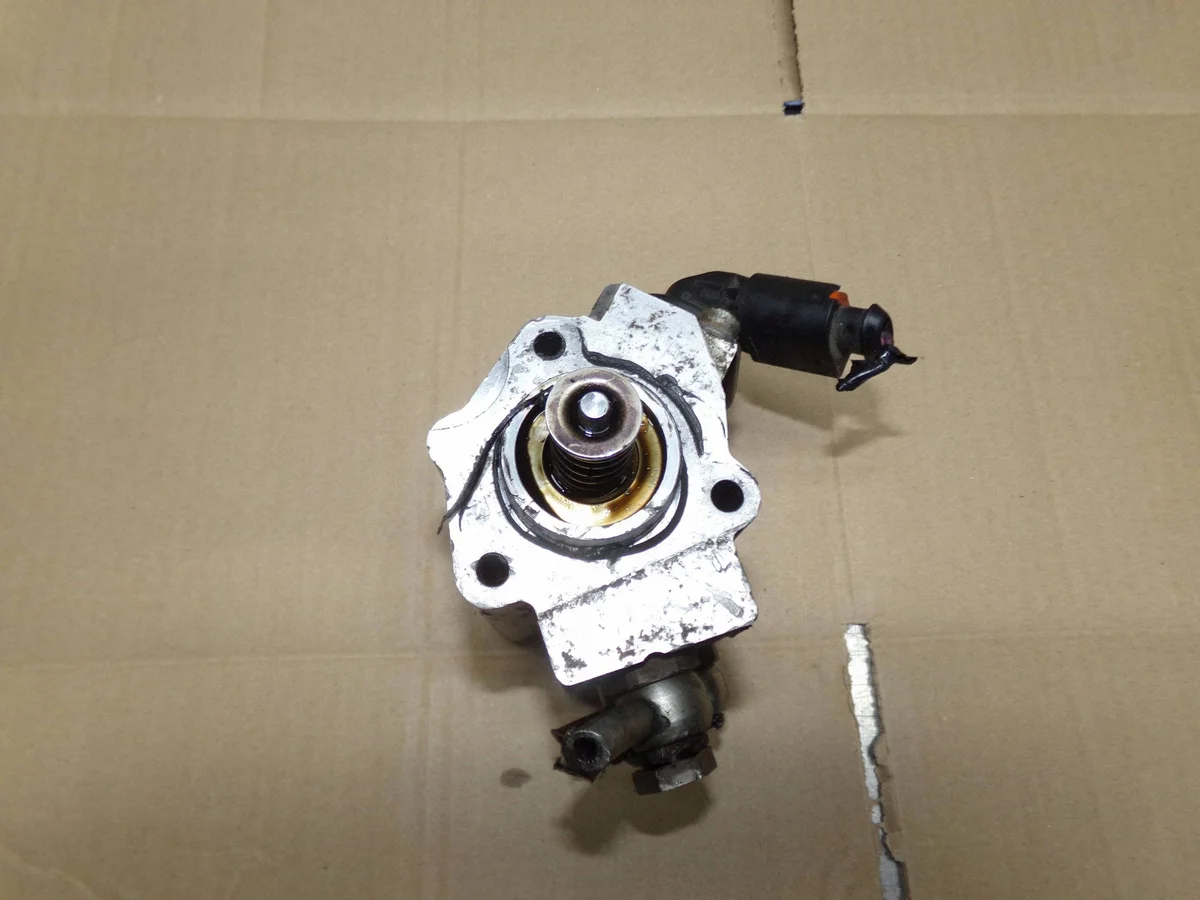 Fuel Pump Audi A3 8P 2.0 FSI AXW 06D127026J