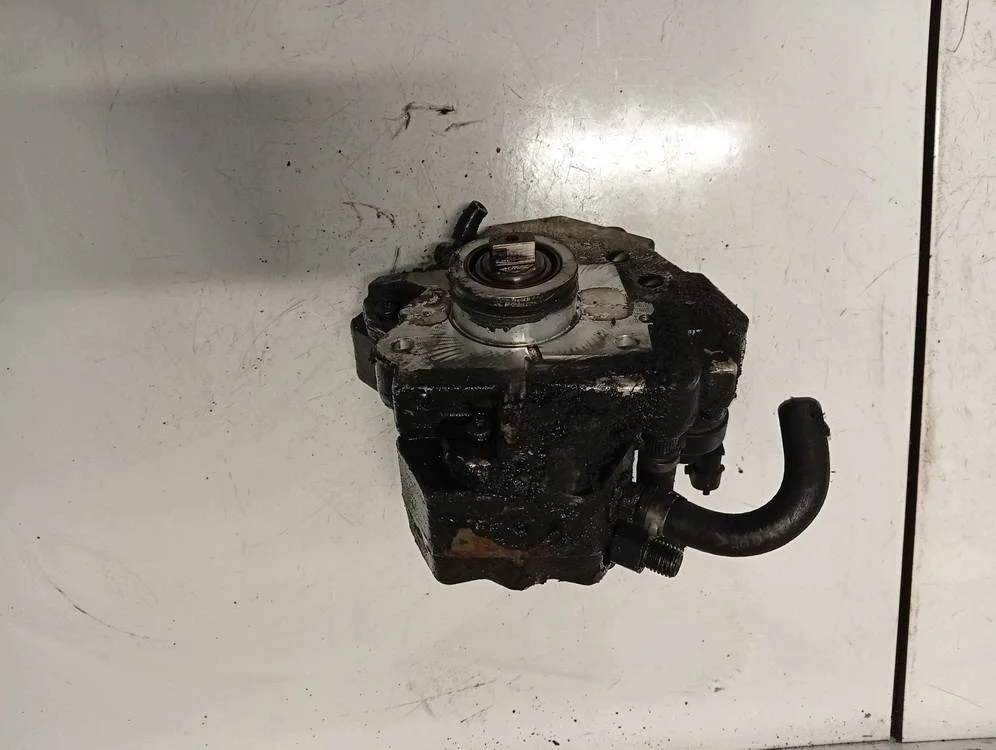 High-Pressure Injection Pump Volvo S60 2.4L 034696
