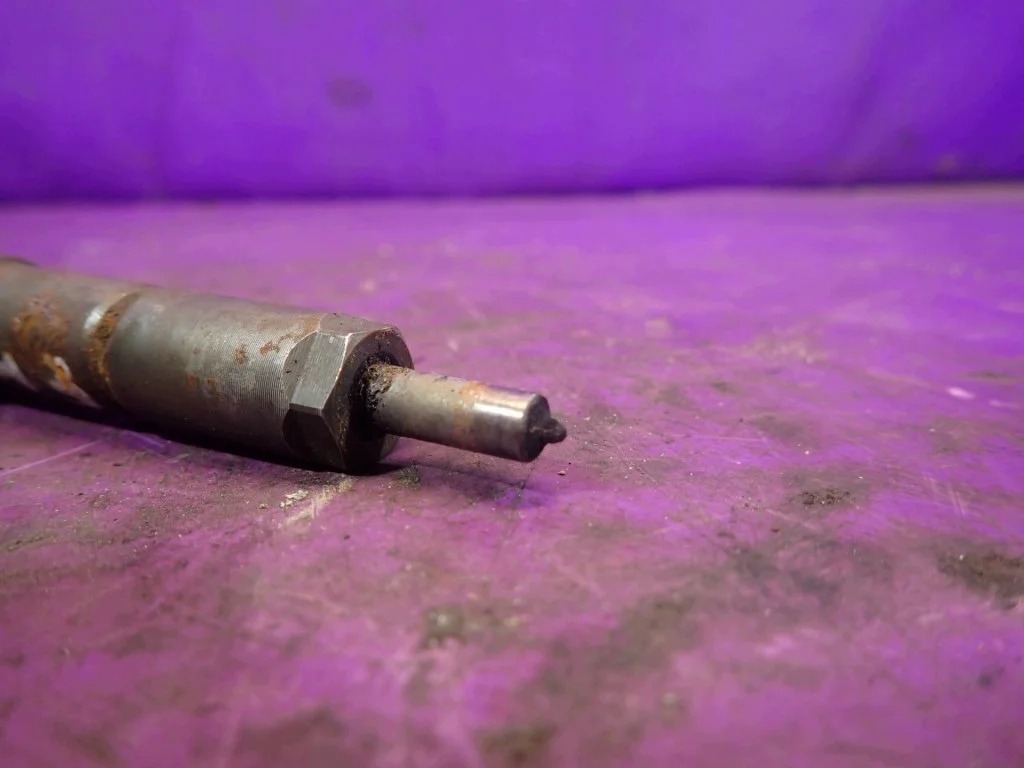 Injecteur Opel Zafira B 1.9 CDTI 0445110243