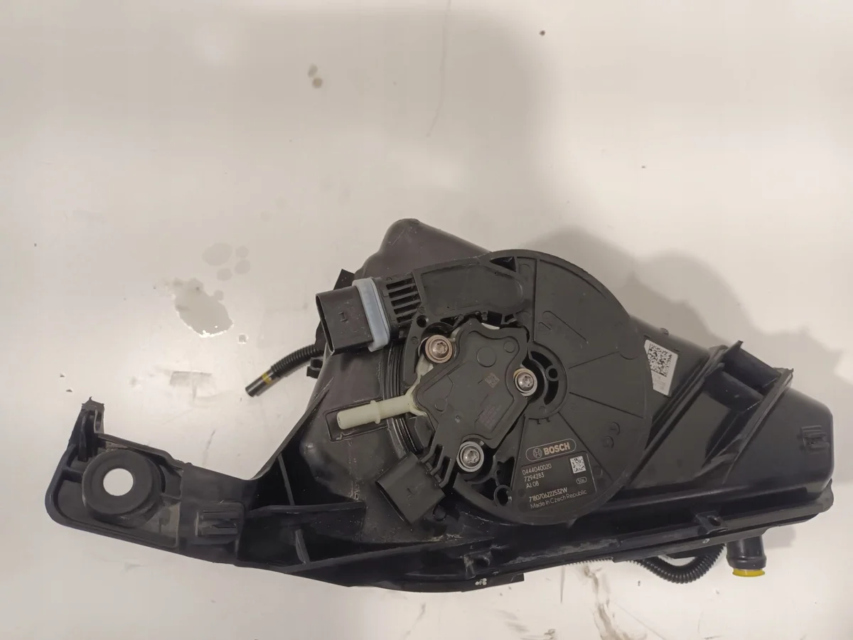 AdBlue-säiliö pumppu BMW 1 F20 F21 7403541