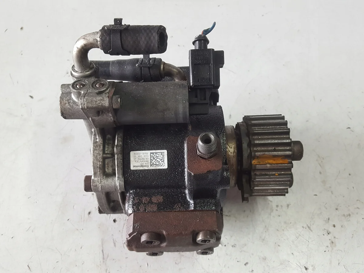Pompe injection 1.6 TDI CAY VW Polo 6R 03L130755E