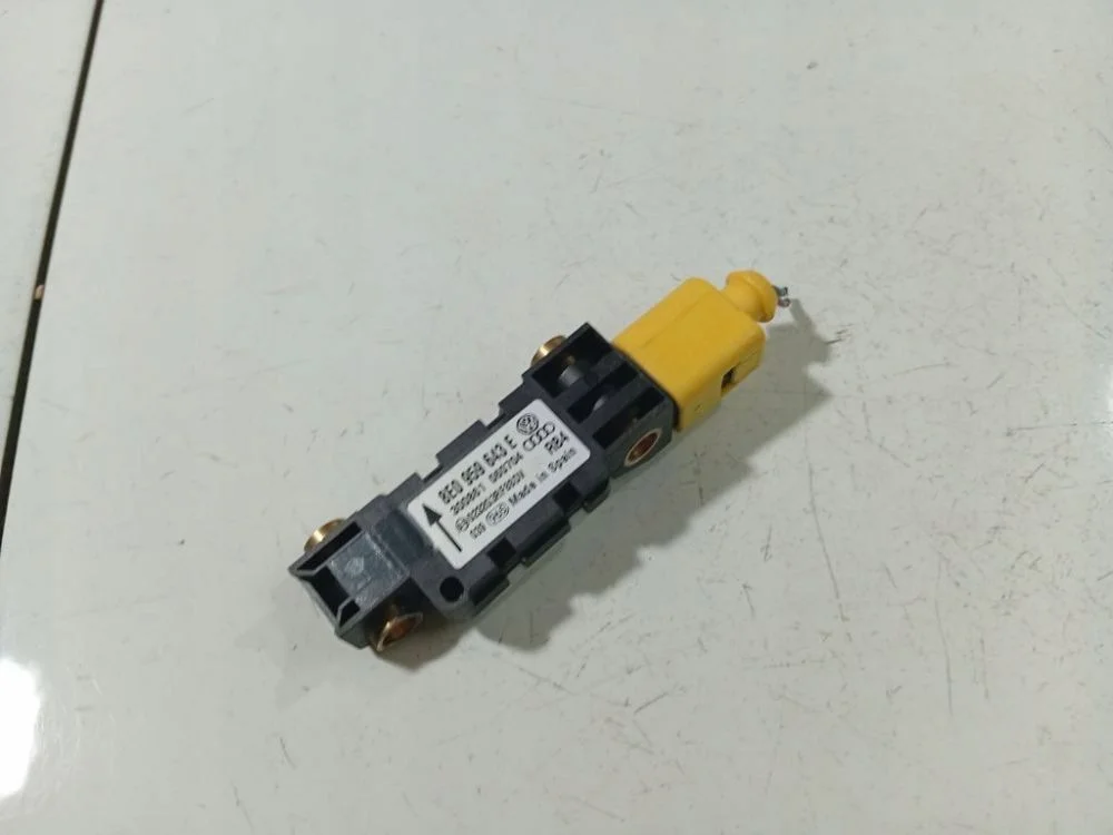 Sensor Airbag Audi A4 8E0959643E 2004 2.0L image 3