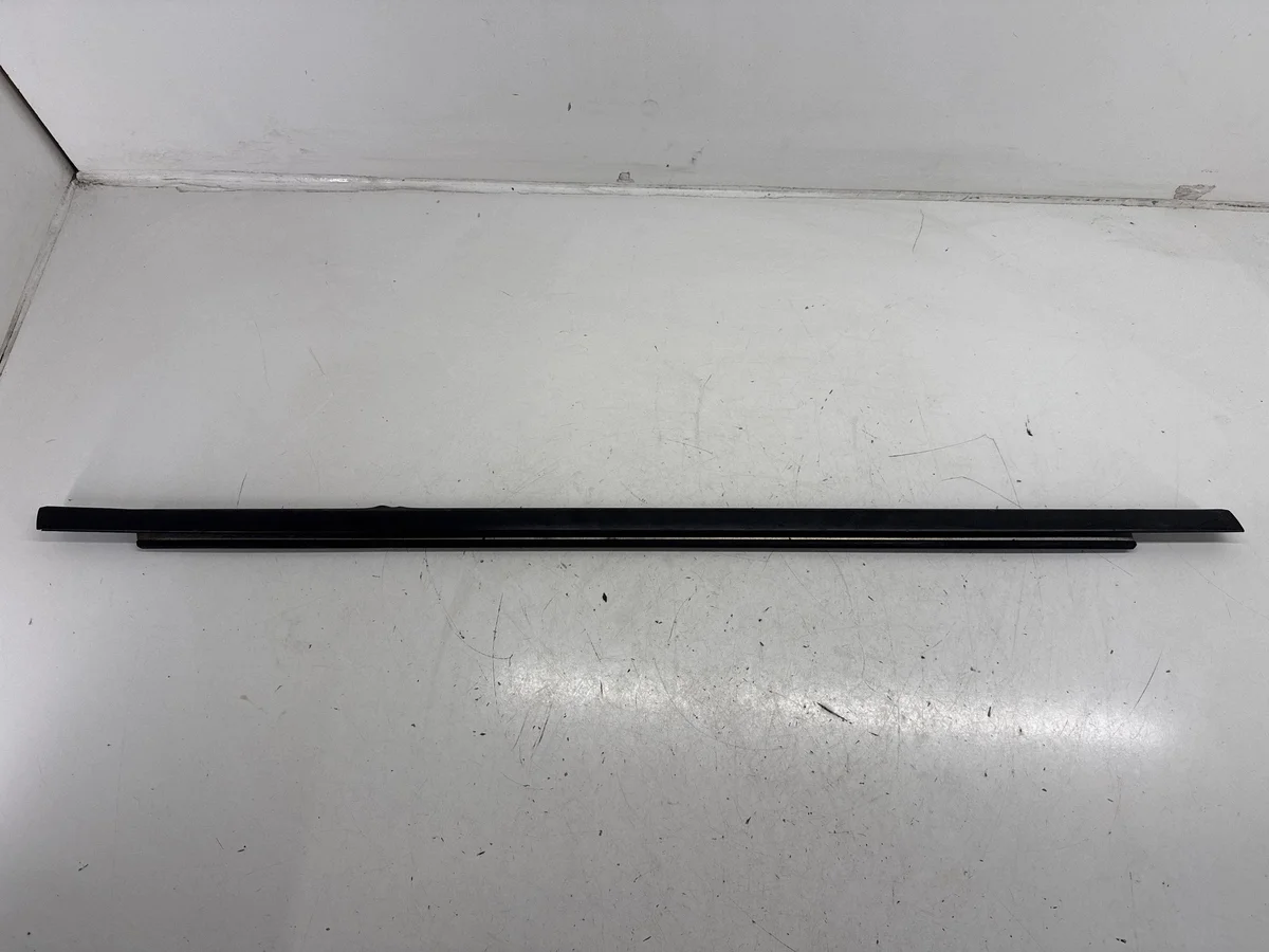 Dodge Charger Dichtung Heckfenster 57010350AC