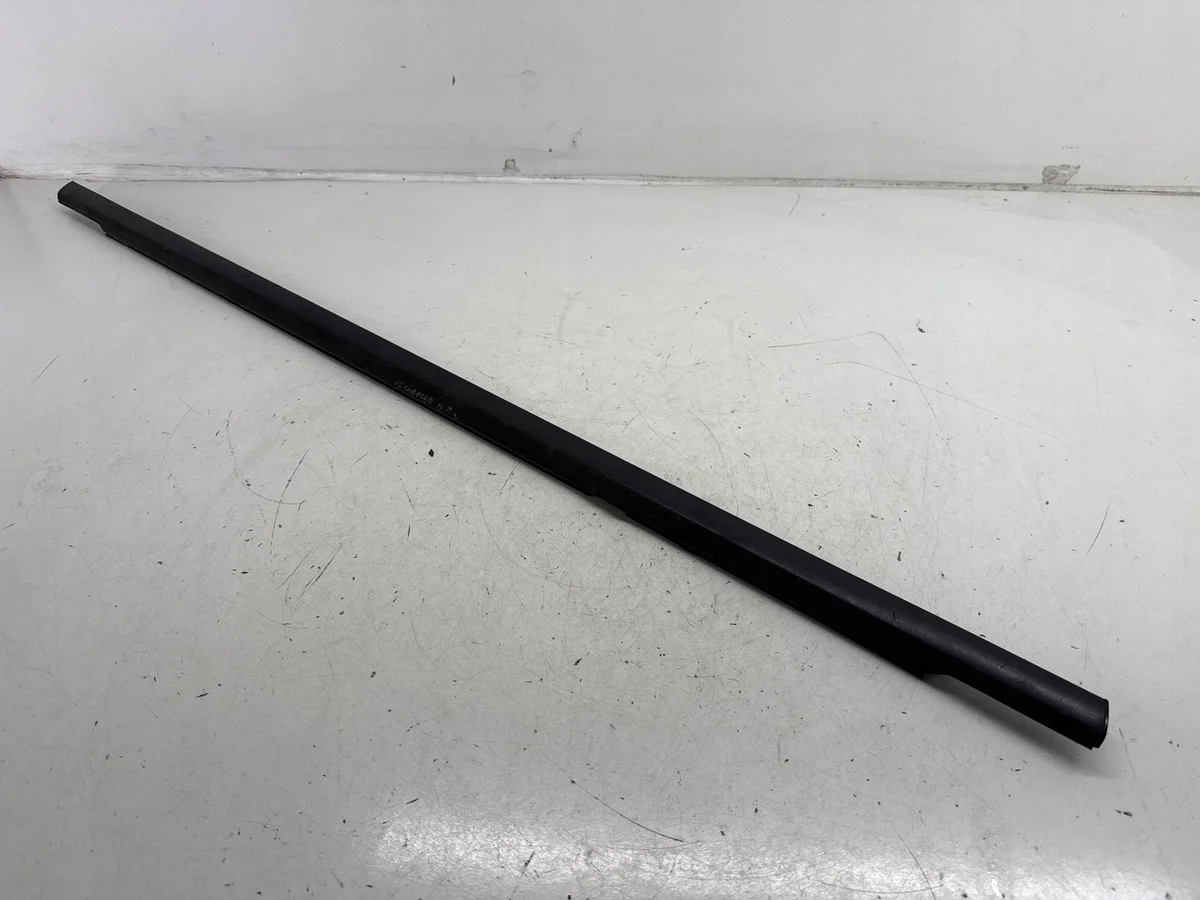 Dodge Charger Dichtung Heckfenster 57010350AC image 3