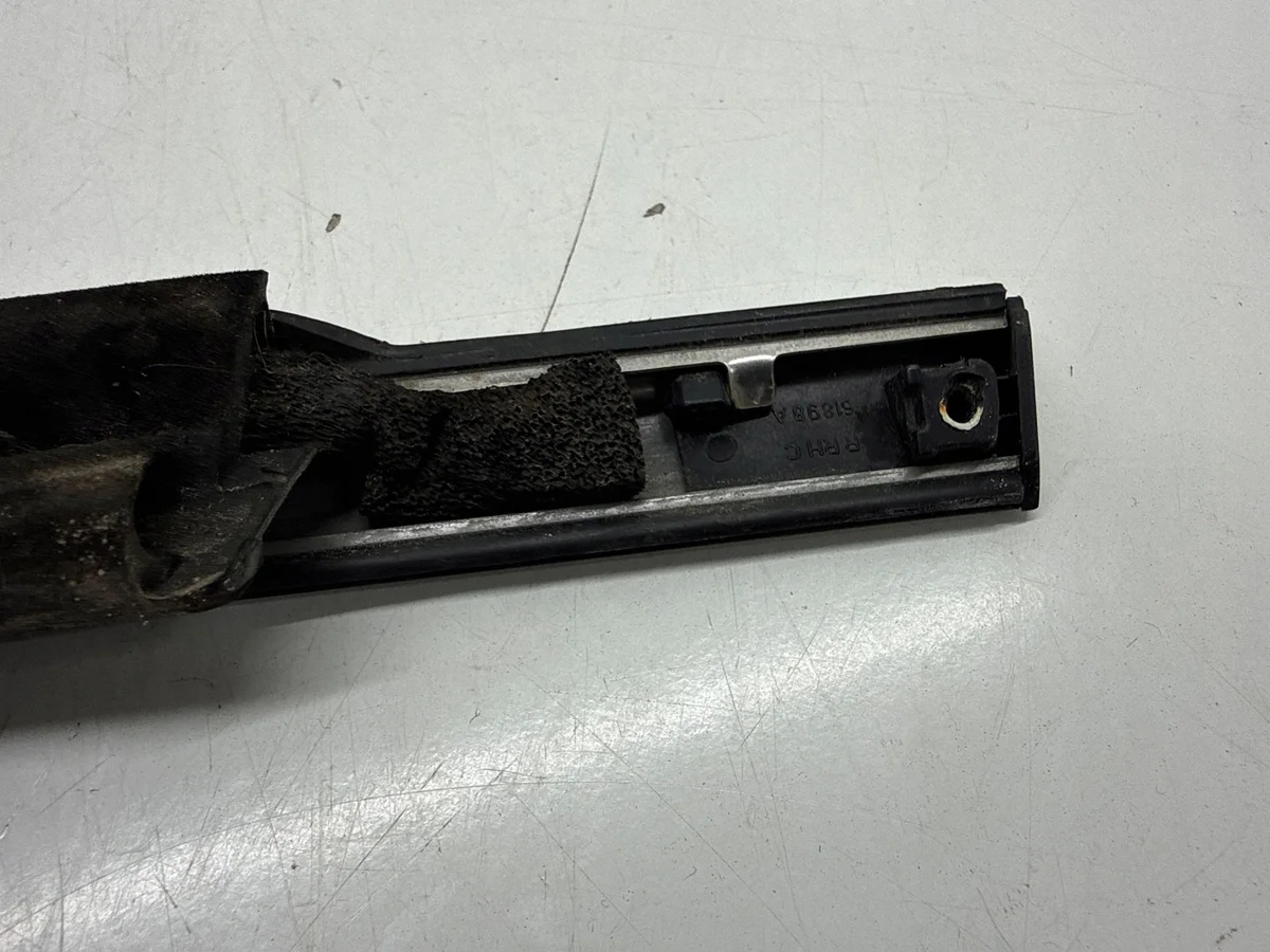 Dodge Charger Dichtung Heckfenster 57010350AC image 5