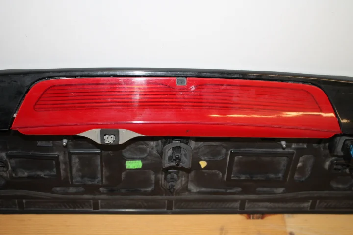 Takspoileri Mercedes B-sarja A2477900688 thumbnail 5