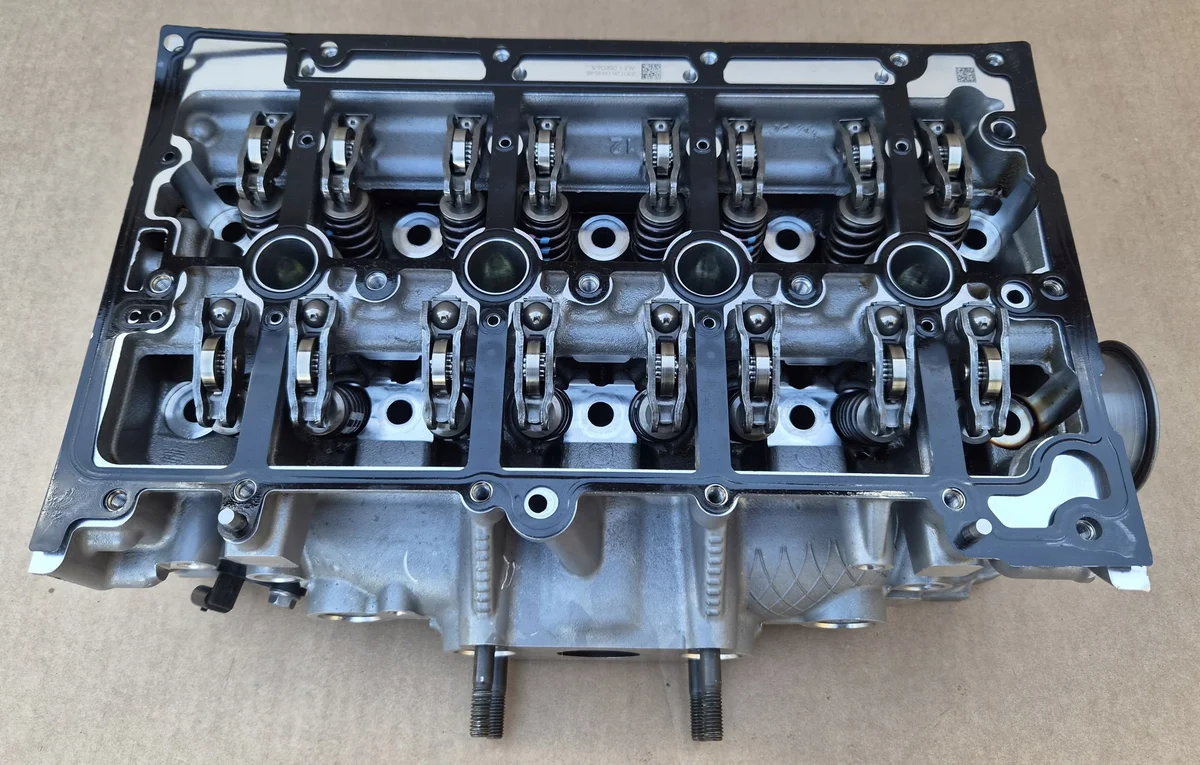 Sylinterikansi 1.5 TSI 05E103404S VW Skoda Audi
