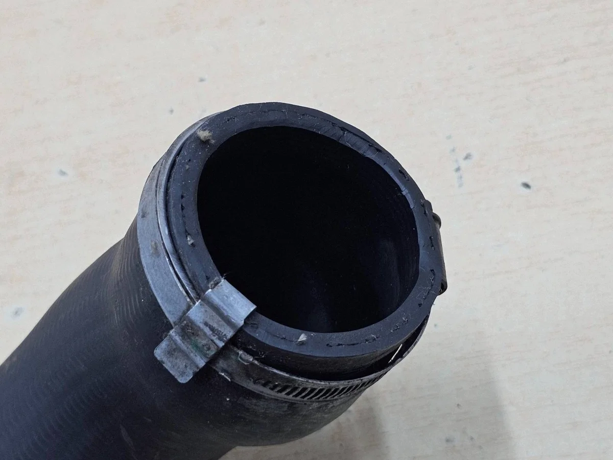 Volvo Intercooler Pipe 31293927MCA thumbnail 3
