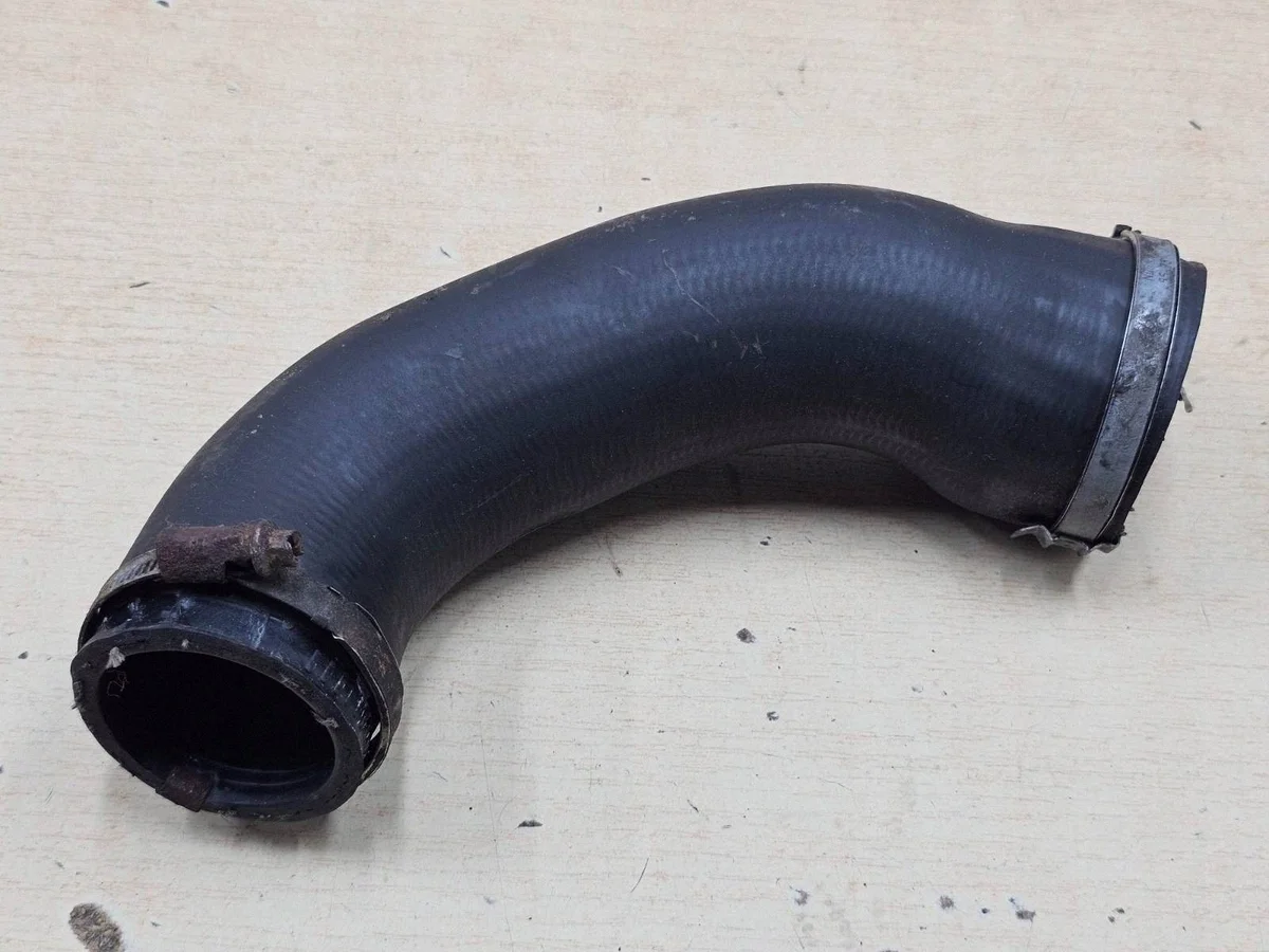 Volvo Intercooler Pipe 31293927MCA thumbnail 5