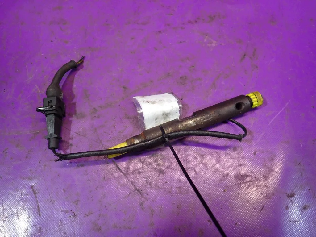 Brandstofinjector Renault Megane 1.9 DTI 0432193563