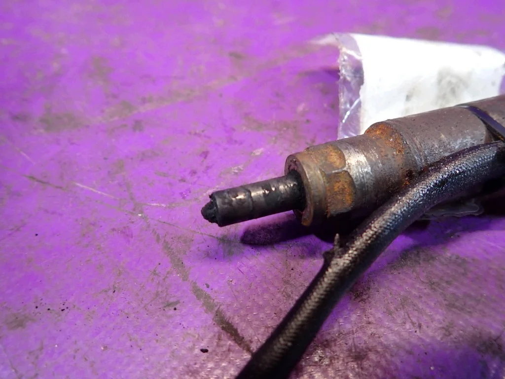 Injecteur Renault Megane I 1.9 DTI 0432193563