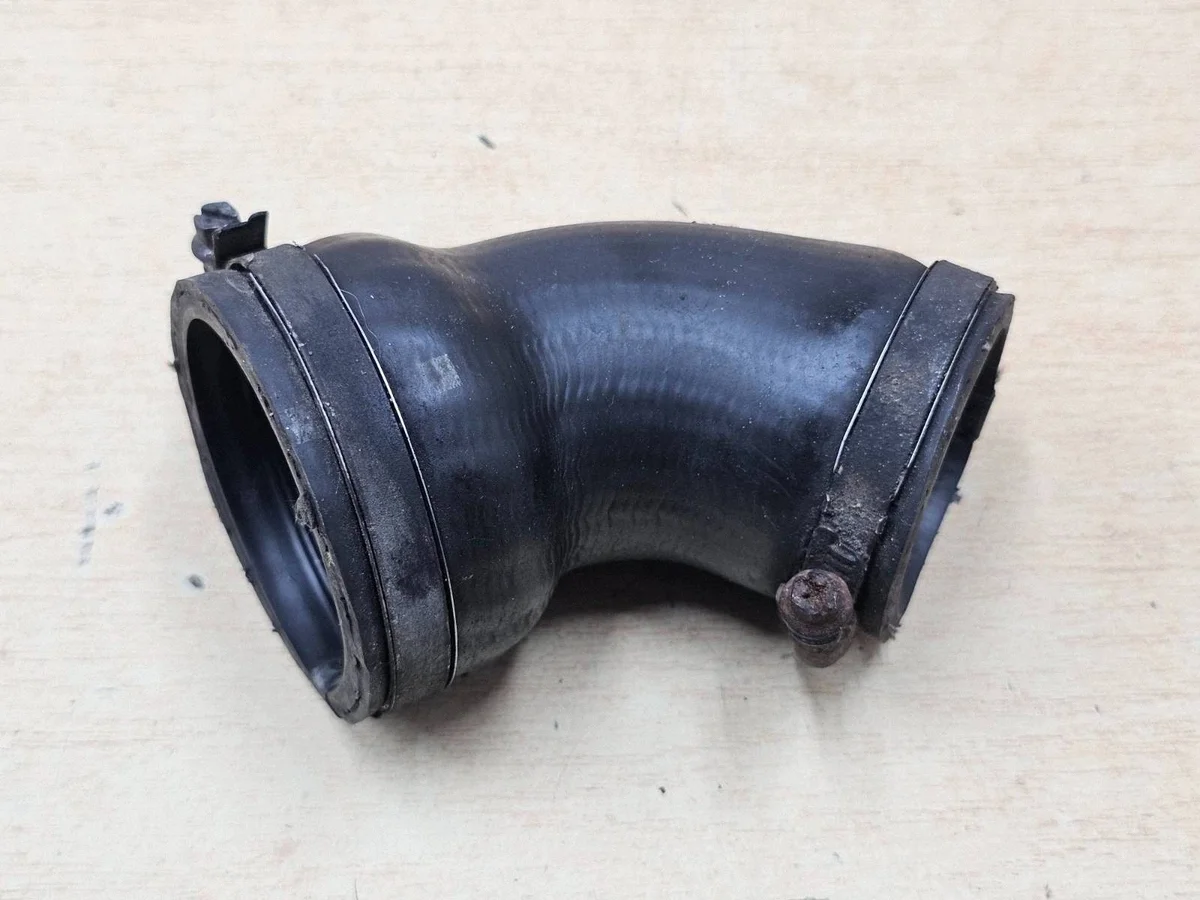 Intercooler Hose Volvo V50 S40 C30 C70 31293929MCA
