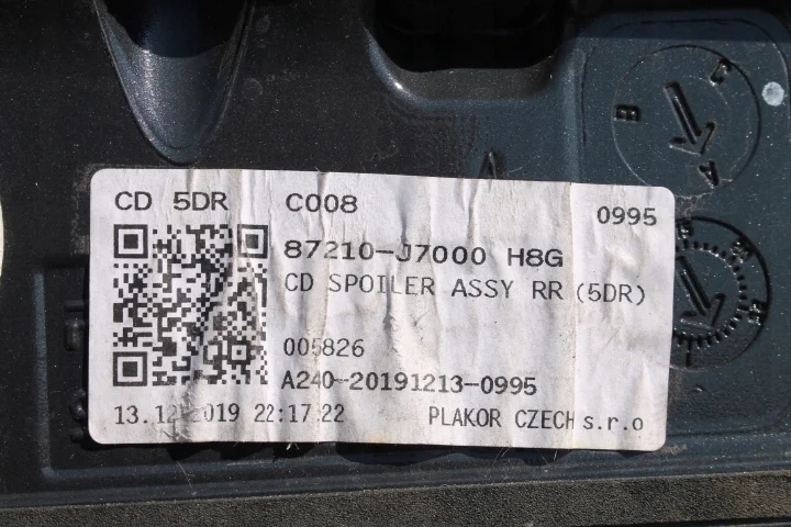 Kia Ceed III HB takaspoileri 87210-J7000 image 8