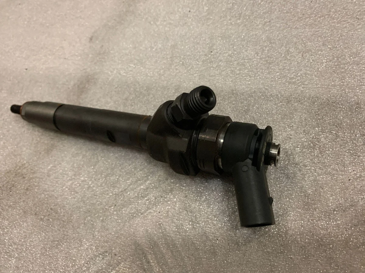Injecteur de carburant Mini One Cooper R55 850690204