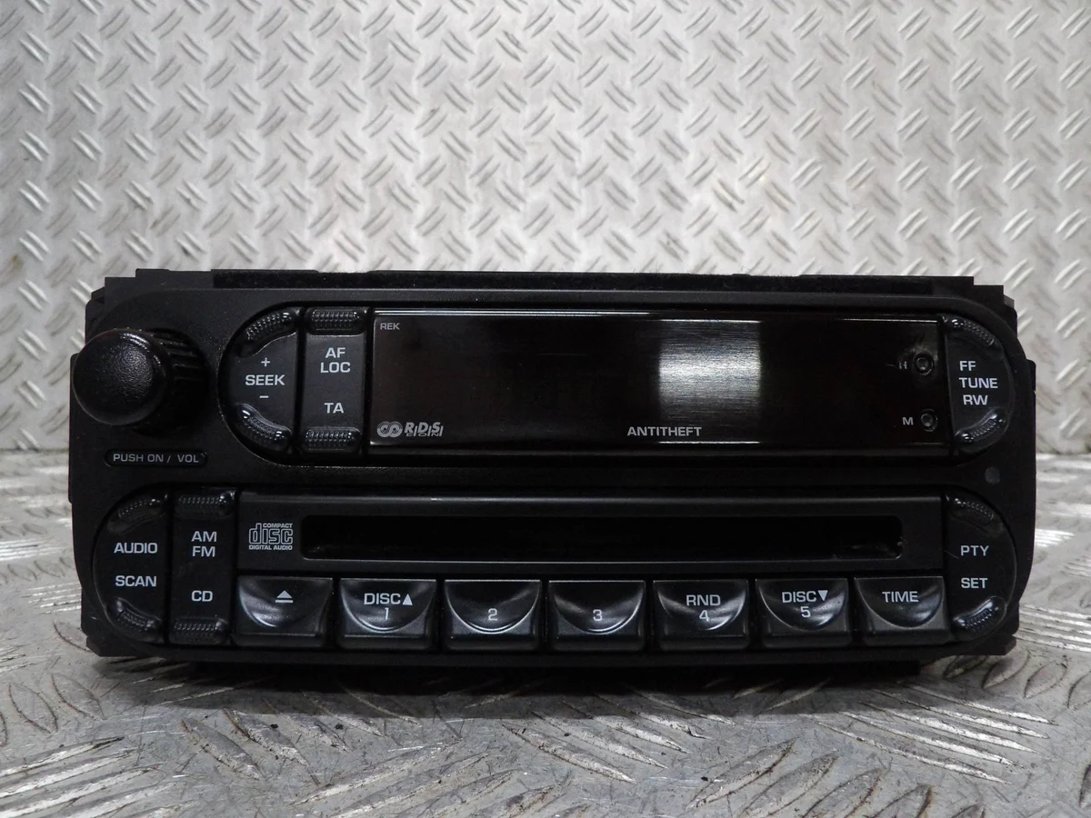 Jeep Cherokee KJ Radio P05091610AB