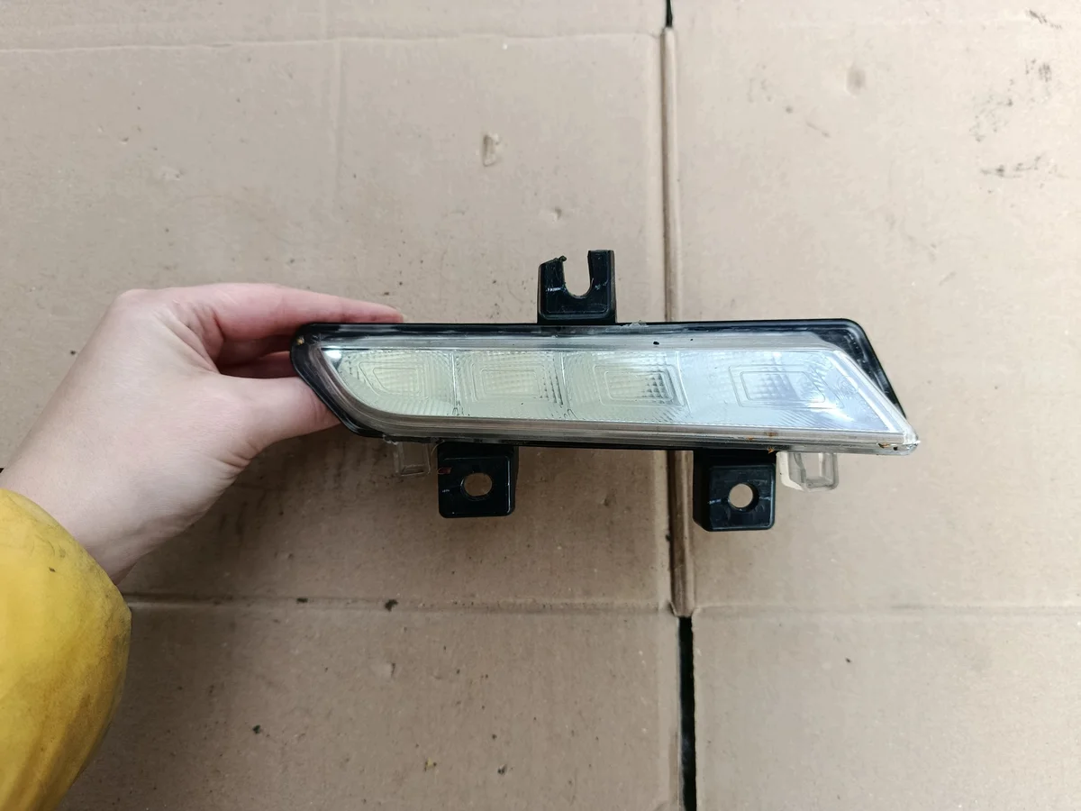 Koplamp rechts Renault Clio IV 266003864R