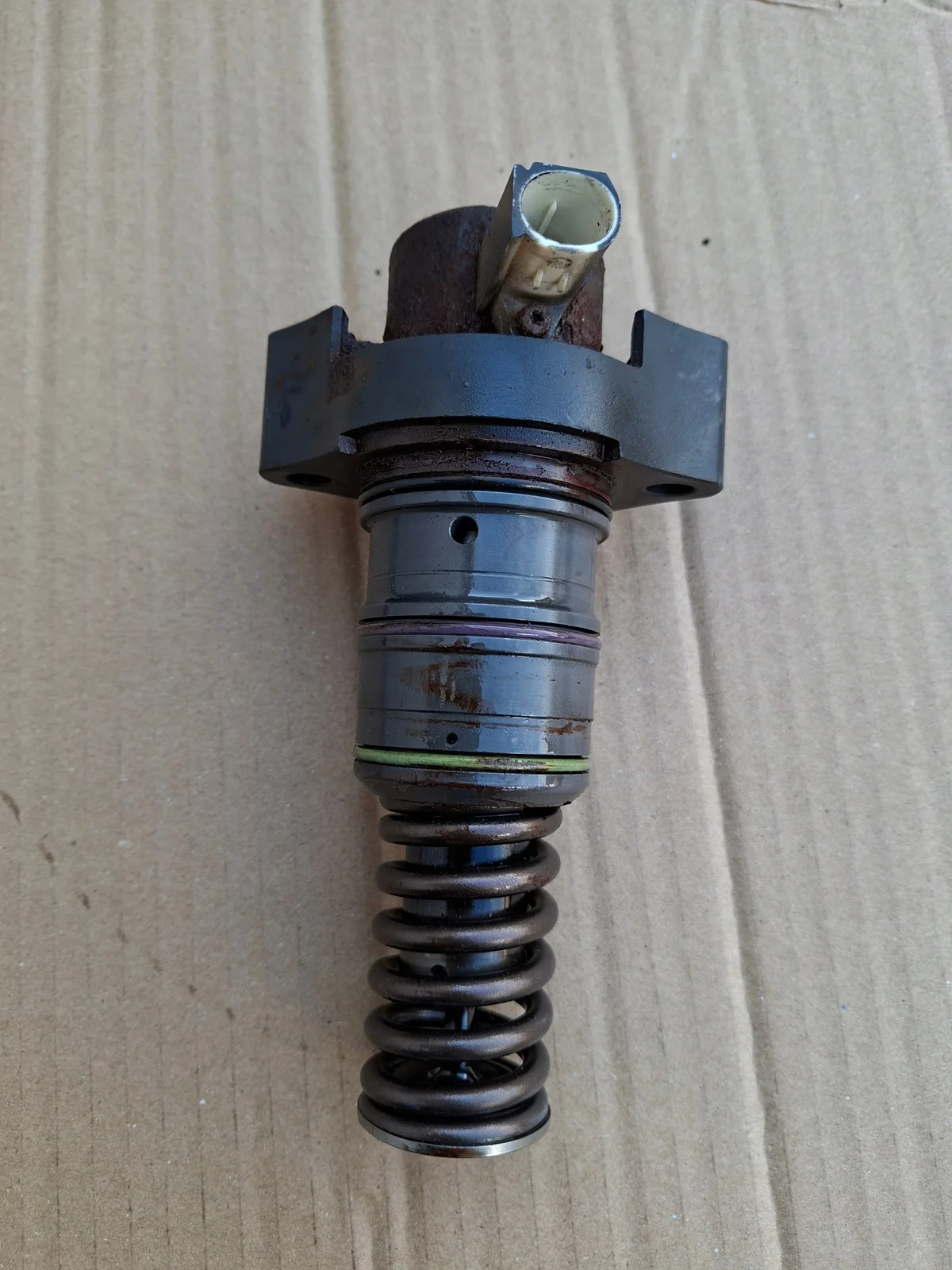 Brandstofpomp DAF 2185361