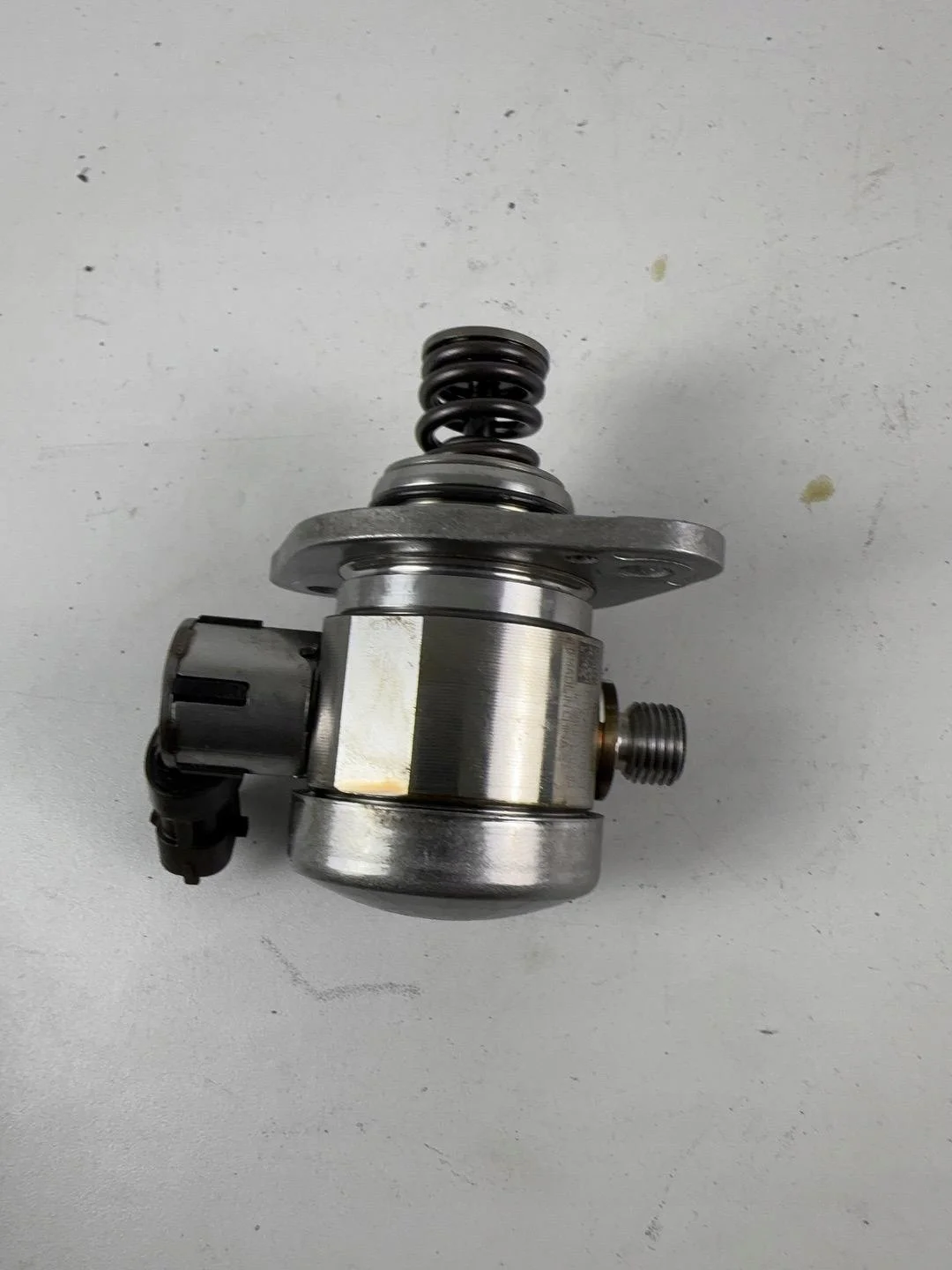 High-Pressure Fuel Pump 111200099AA for Jaecoo 7