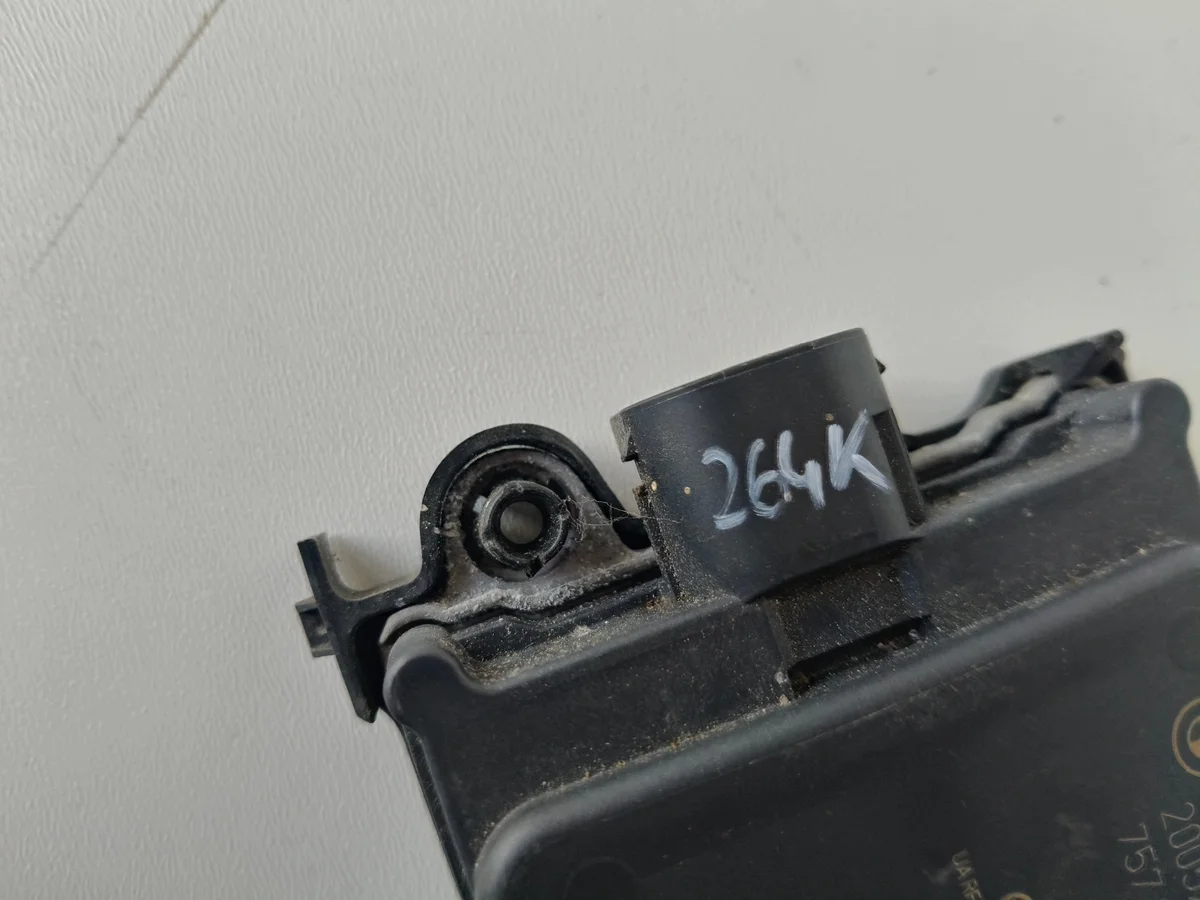 Tutka Distronic ACC anturi BMW R264 image 3