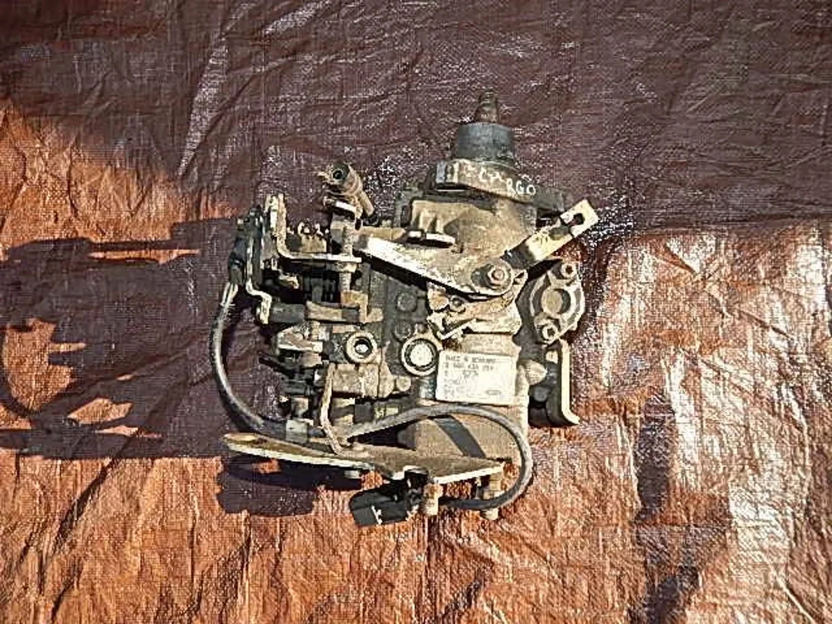 Bomba Inyección Nissan Vanette 2.3 LD23 0460454404