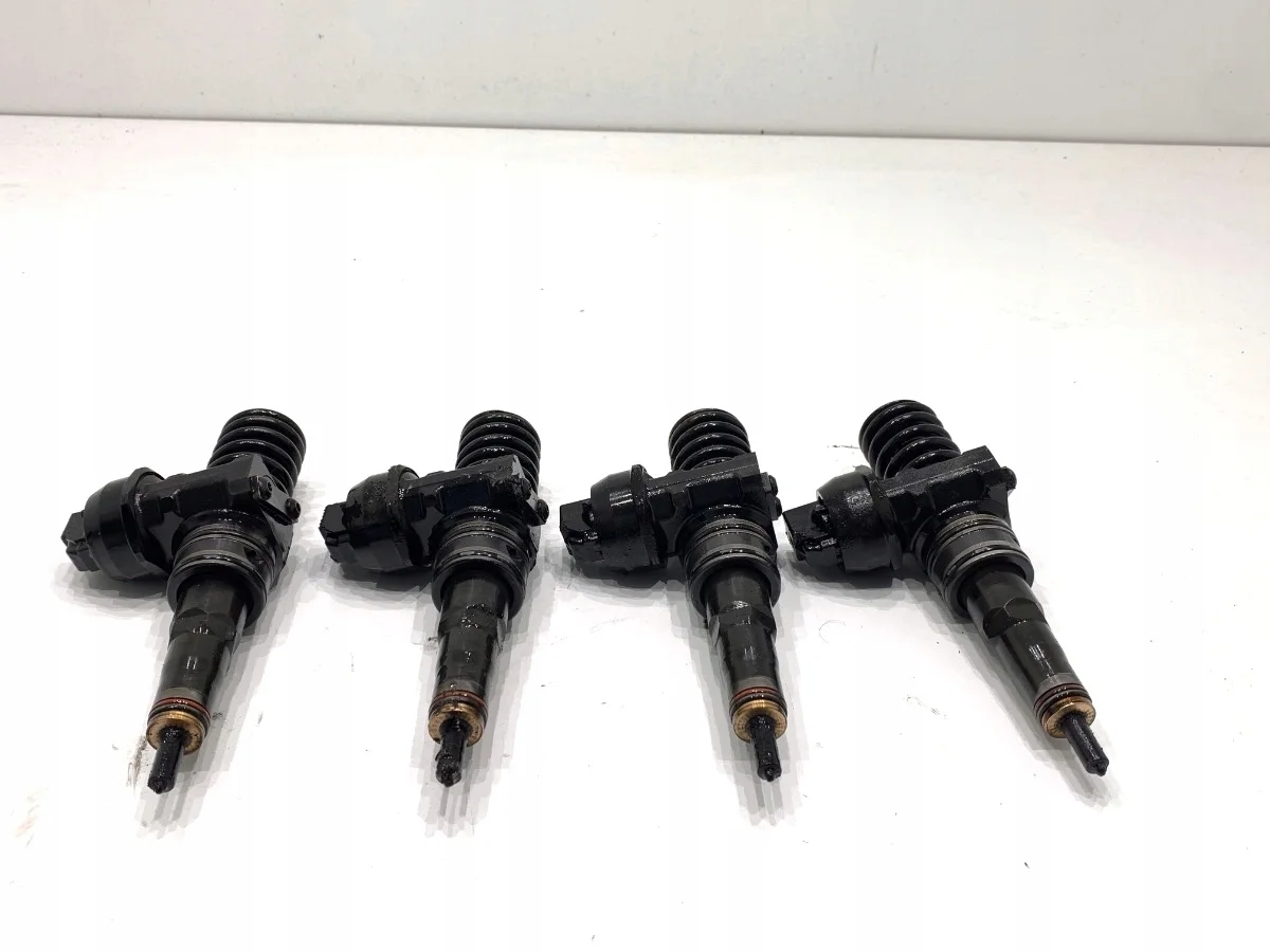 Pompe à injecteur VW Passat B6 038130073AG 1.9 TDI 2005-2010