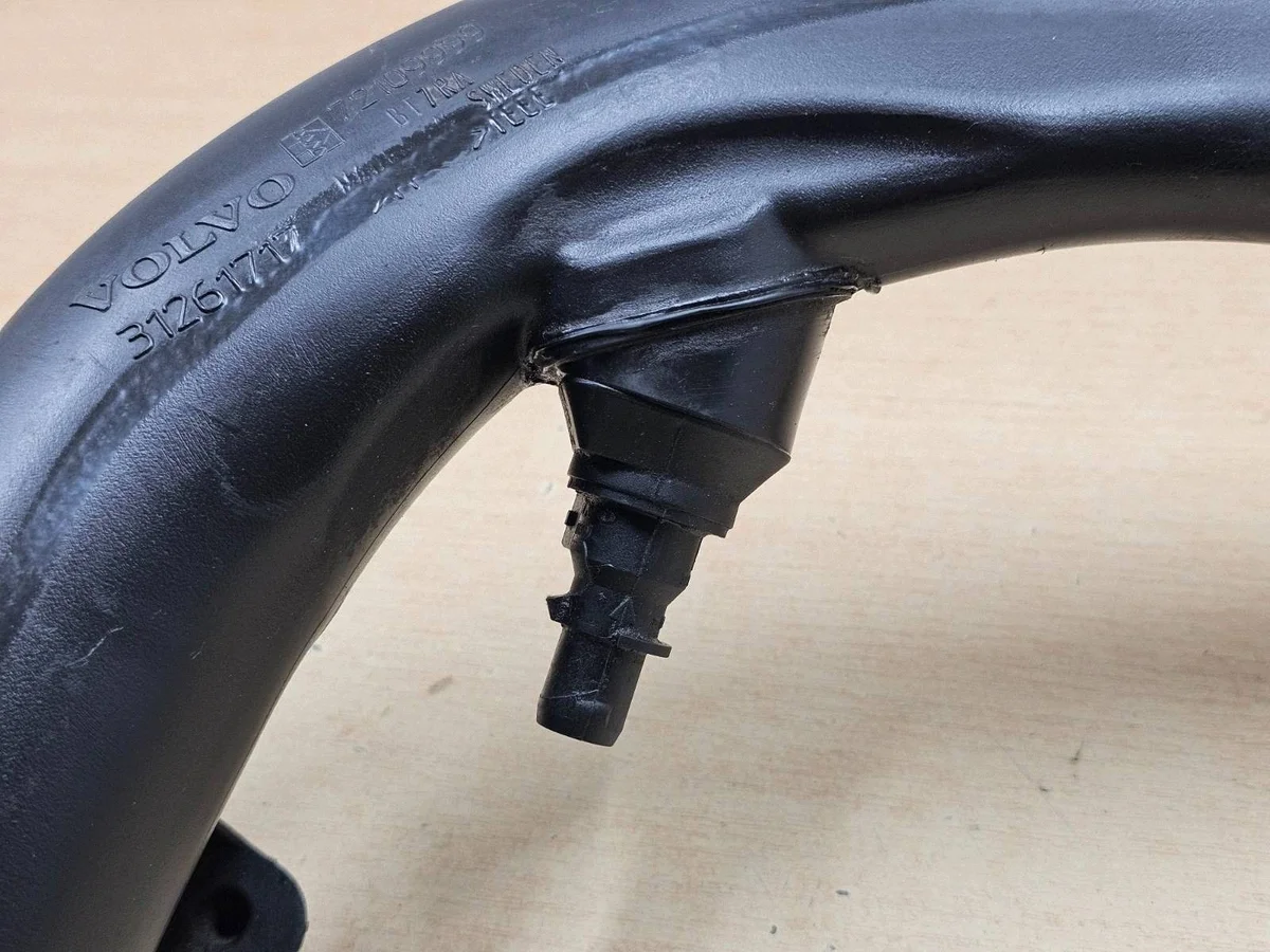 Volvo Air Intake Pipe 31261727MCA thumbnail 3