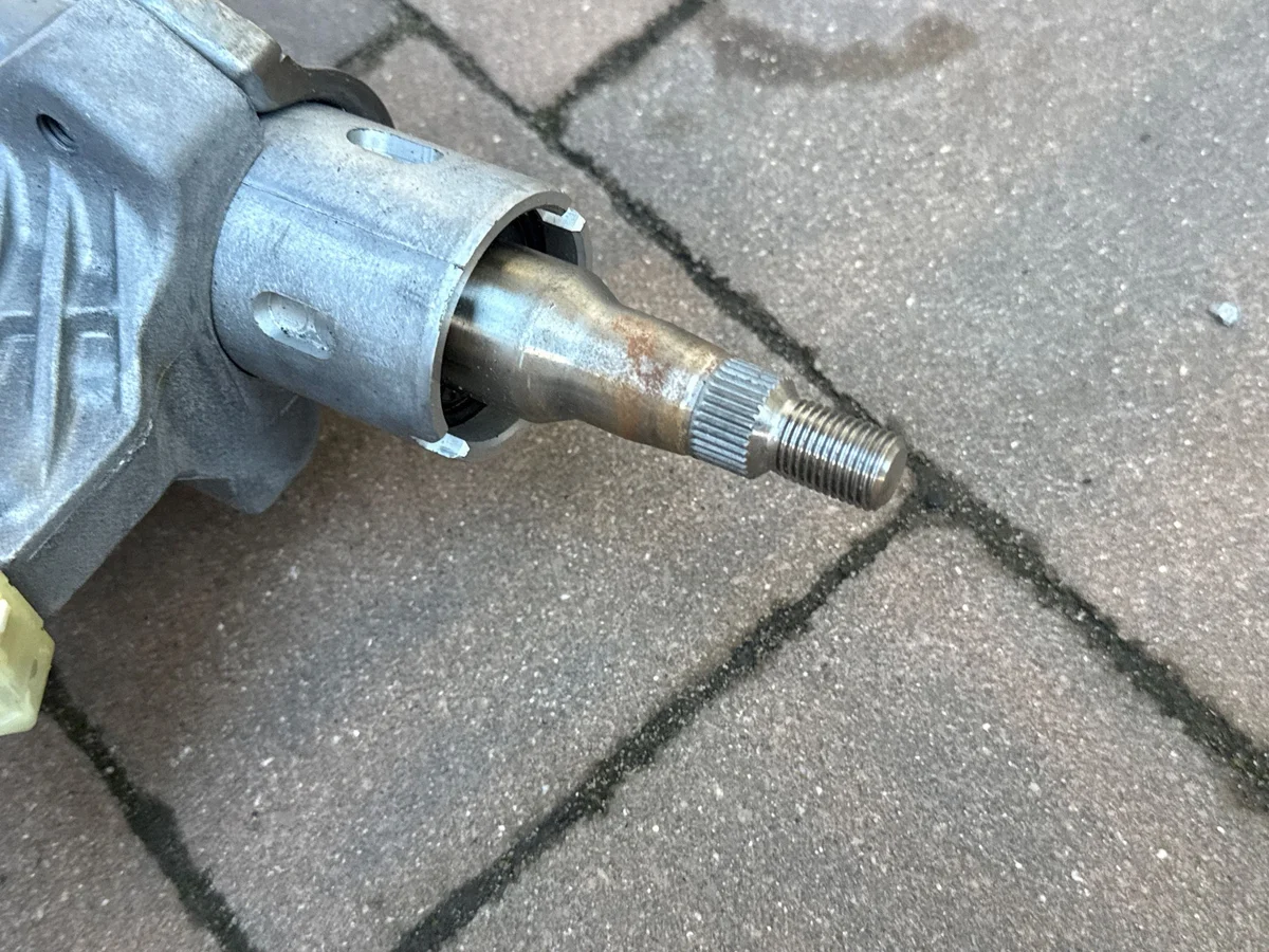 Tändningslås Subaru XV II 88216FL001 2019 thumbnail 5