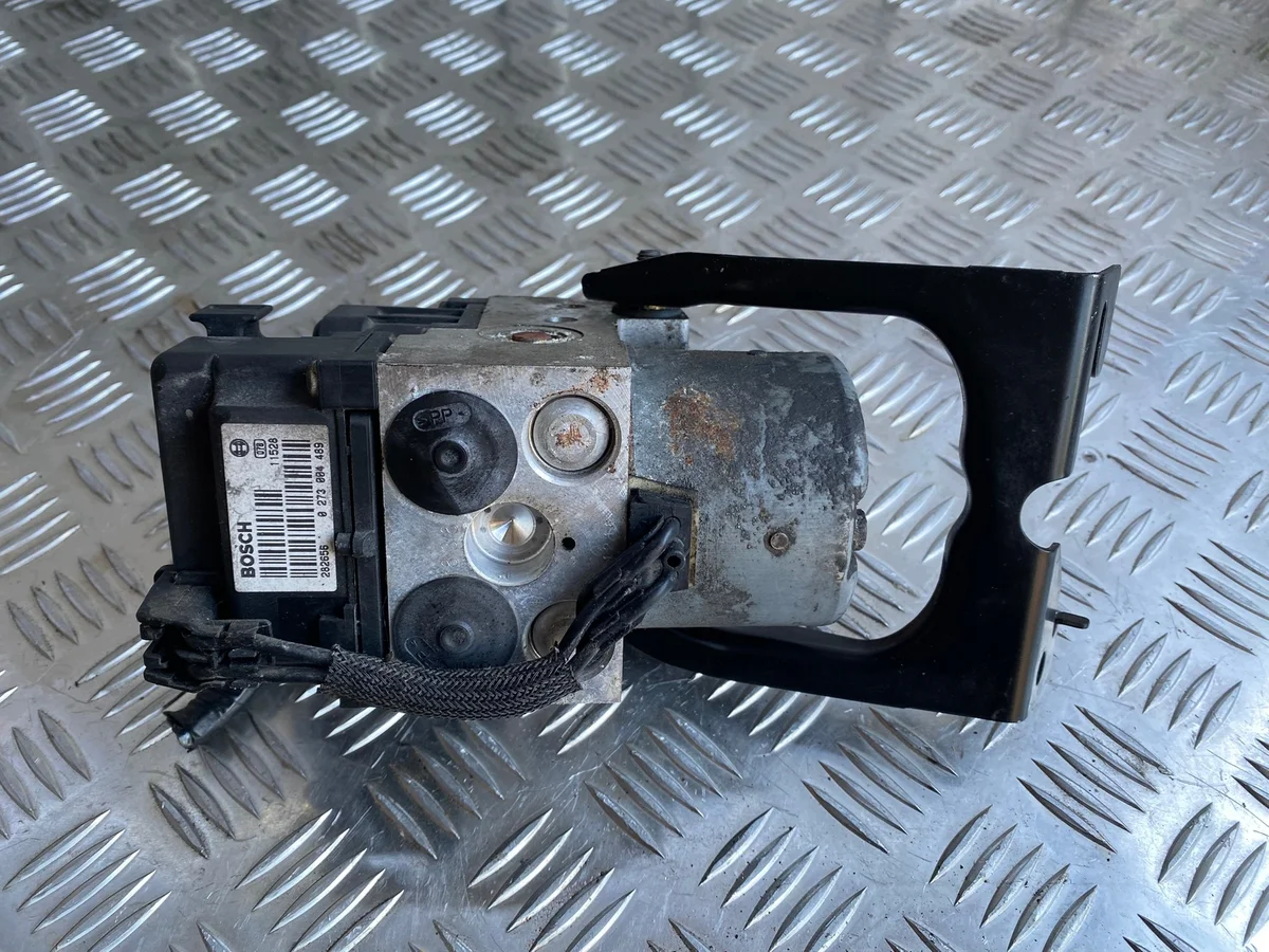 Bomba de freno Mitsubishi Space Star 1.8 GDI 0273004289