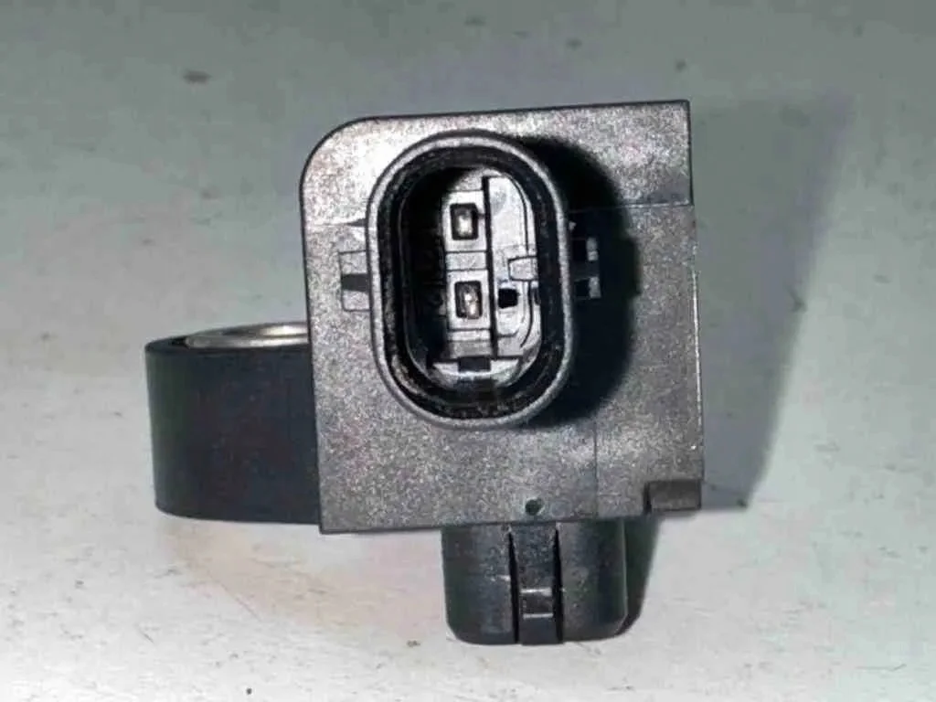 Front Left Impact Sensor Chrysler Pacifica 53328369 image 3