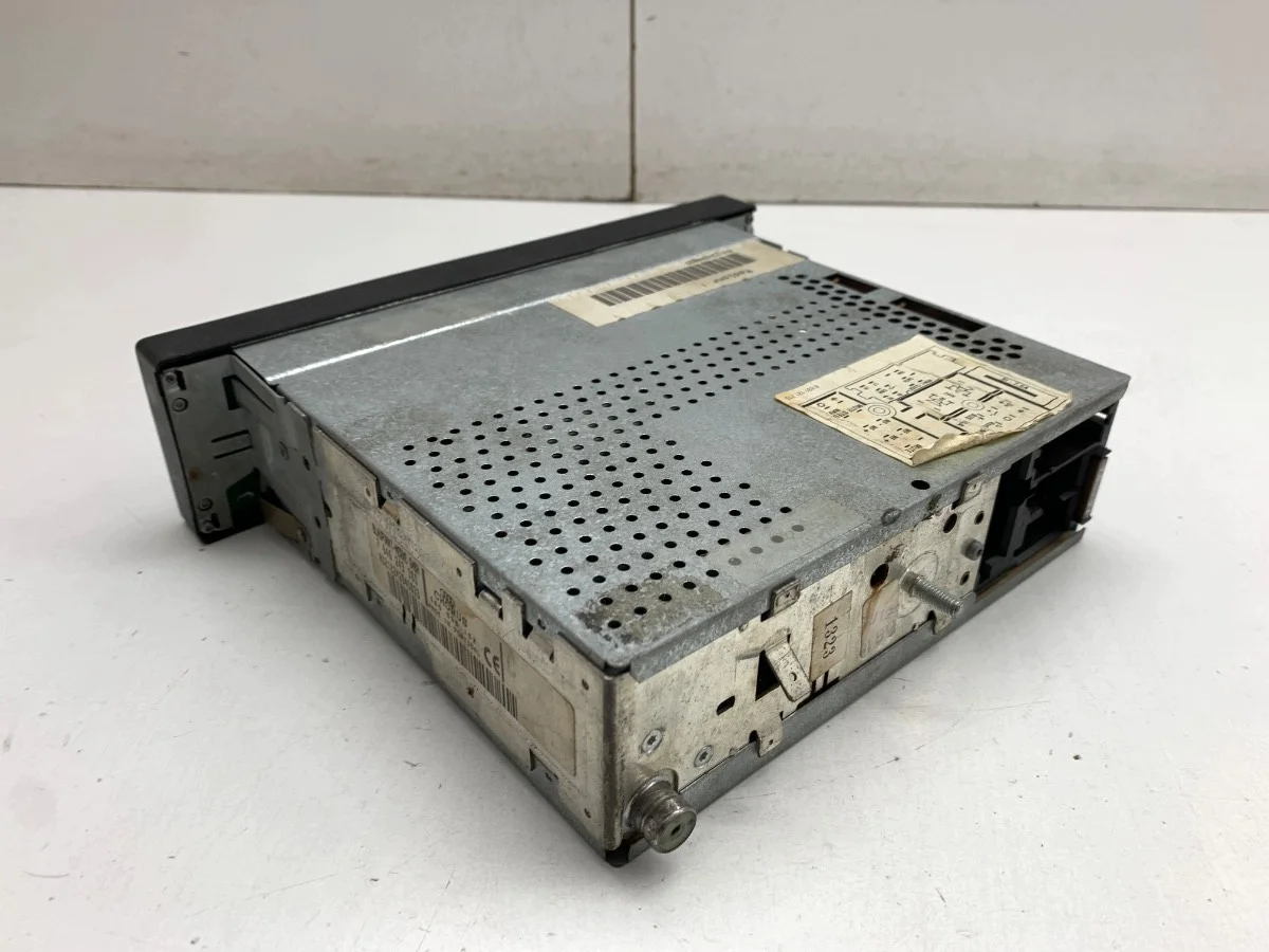 Radio Audi A2 4B0035152 2000-2005