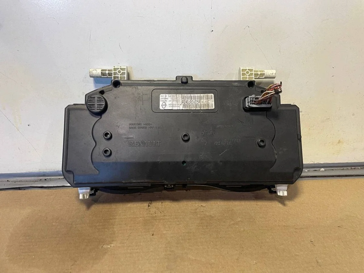 Renault Master III mittaristo DTV6122