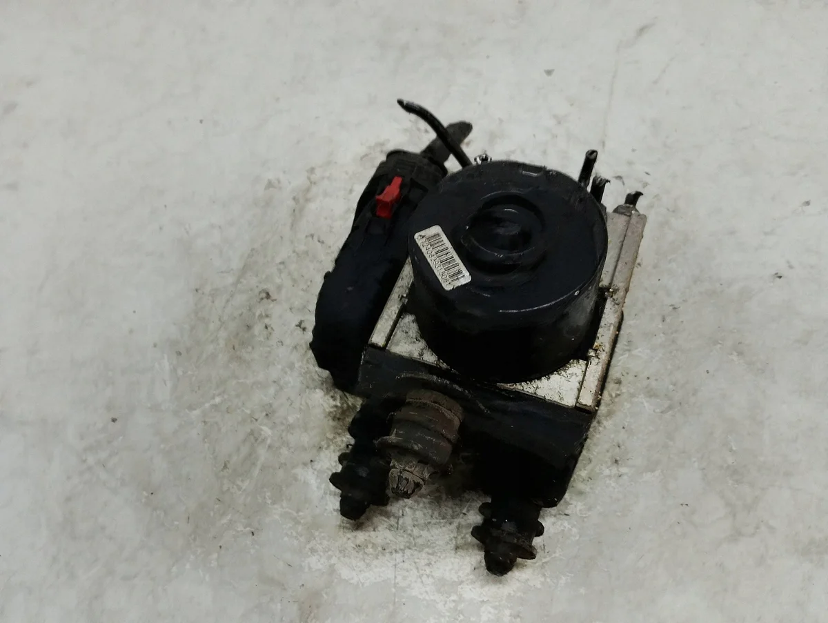 Volkswagen ABS-pumppu 1K0614117H image 3