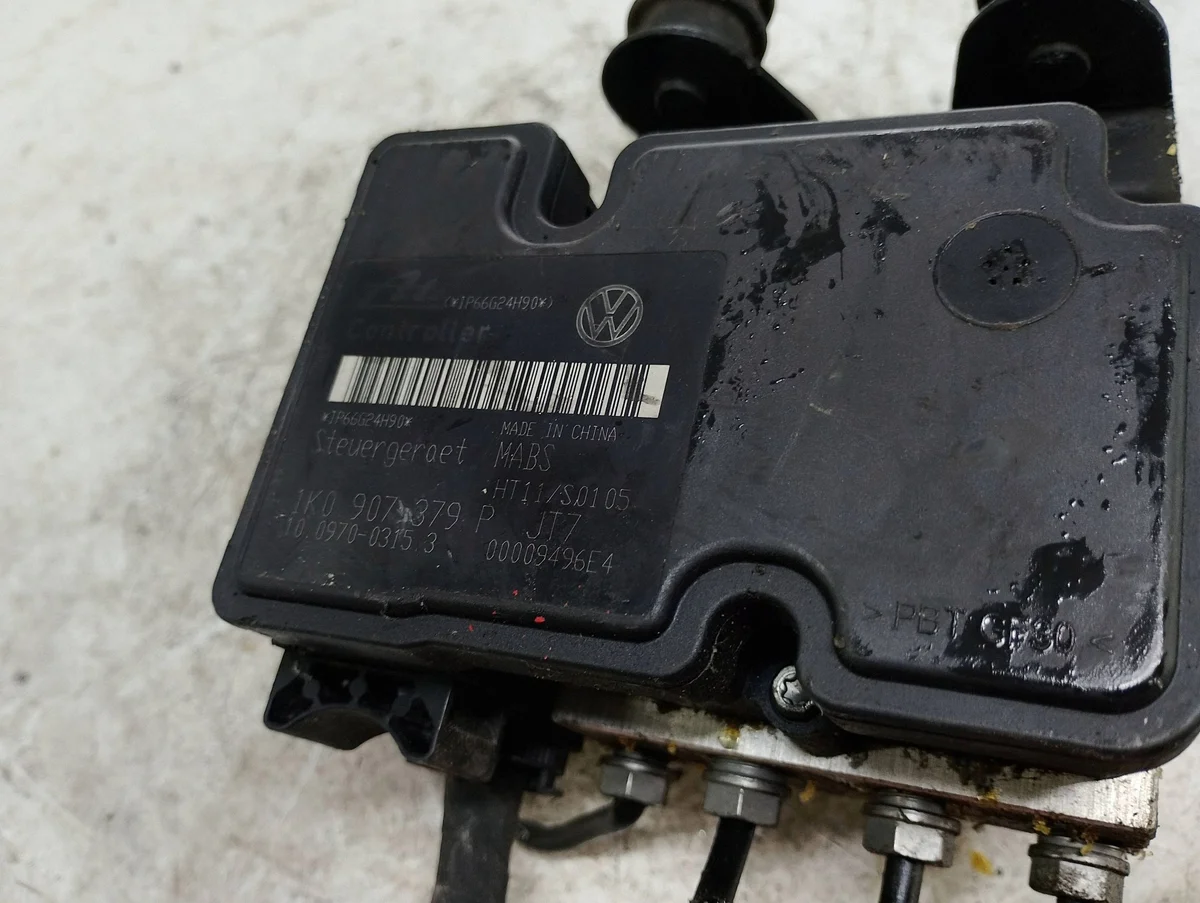 Volkswagen ABS-pumppu 1K0614117H image 5