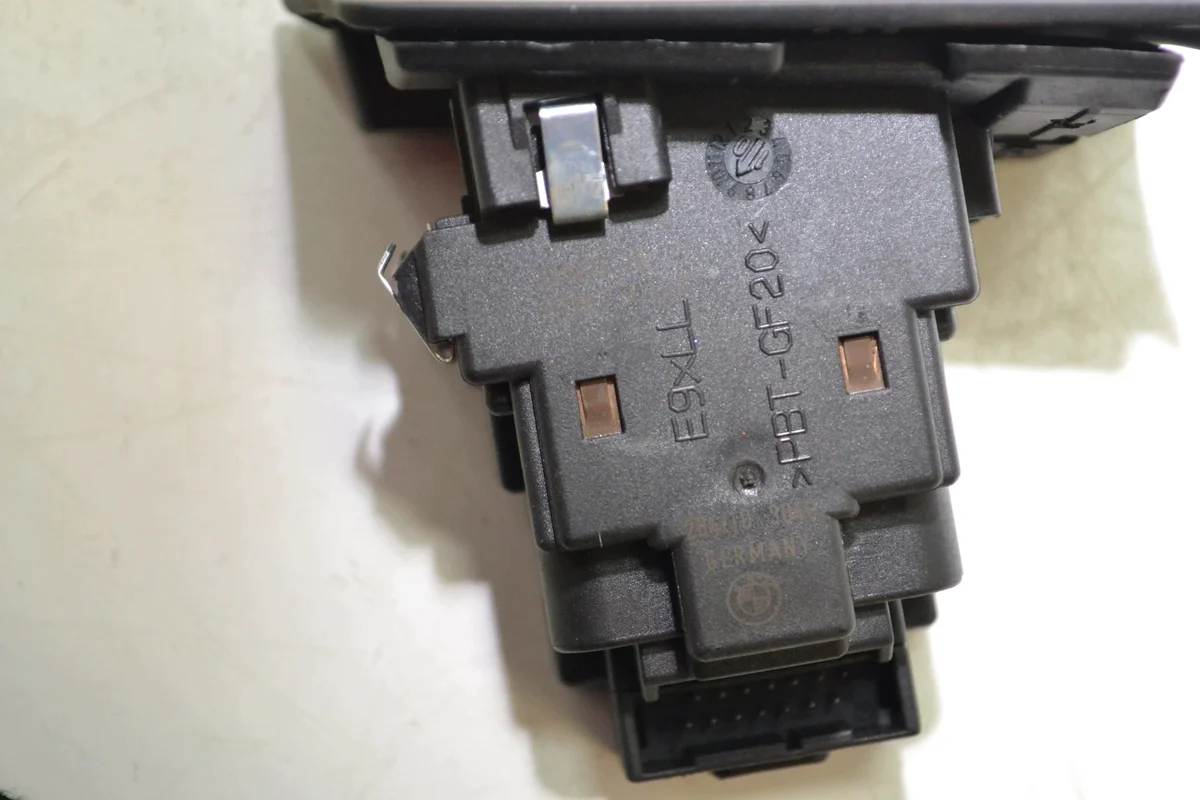 Contactslot BMW E90 E91 6954719 image 4