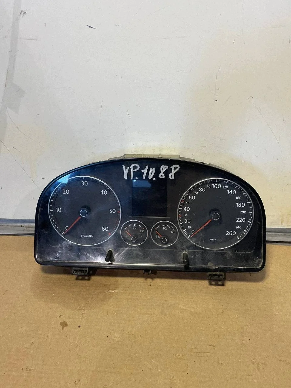 Compteur VW Touran 2.0 TDI DTV6127