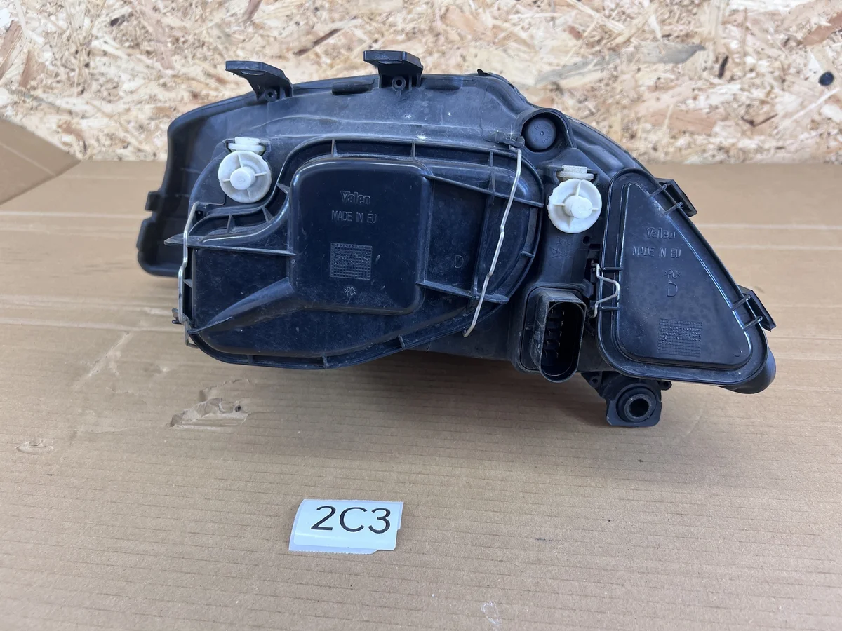 Faro delantero derecho SEAT Ibiza III 6L 6L1941006E