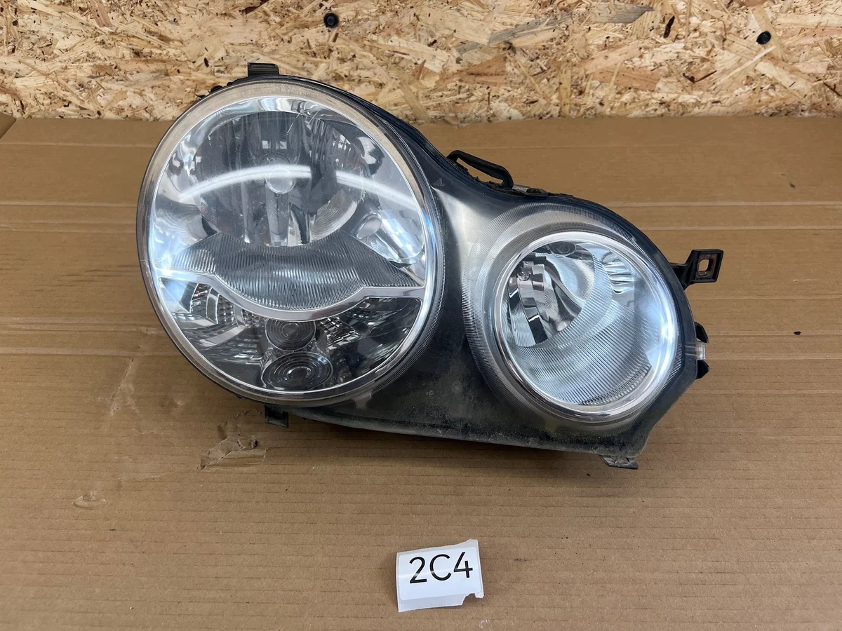 Phare avant droit VW Polo IV 6Q1941008M 0301190202