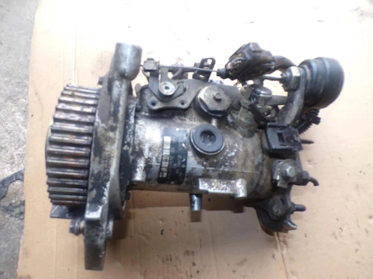 Renault Injection Pump 1.9 DTI R8448B361B