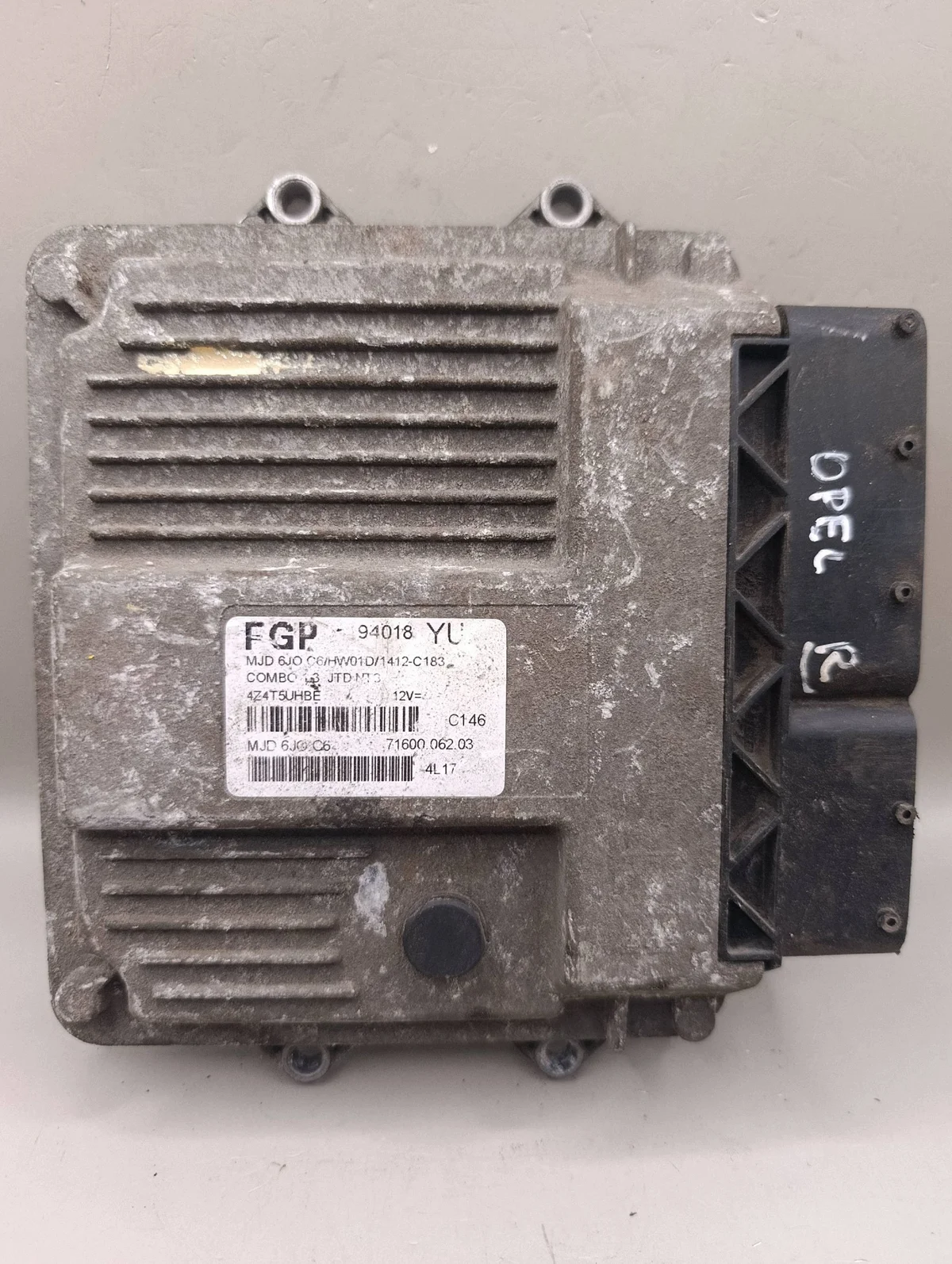 Opel Corsa C Engine Control Unit 7160006203
