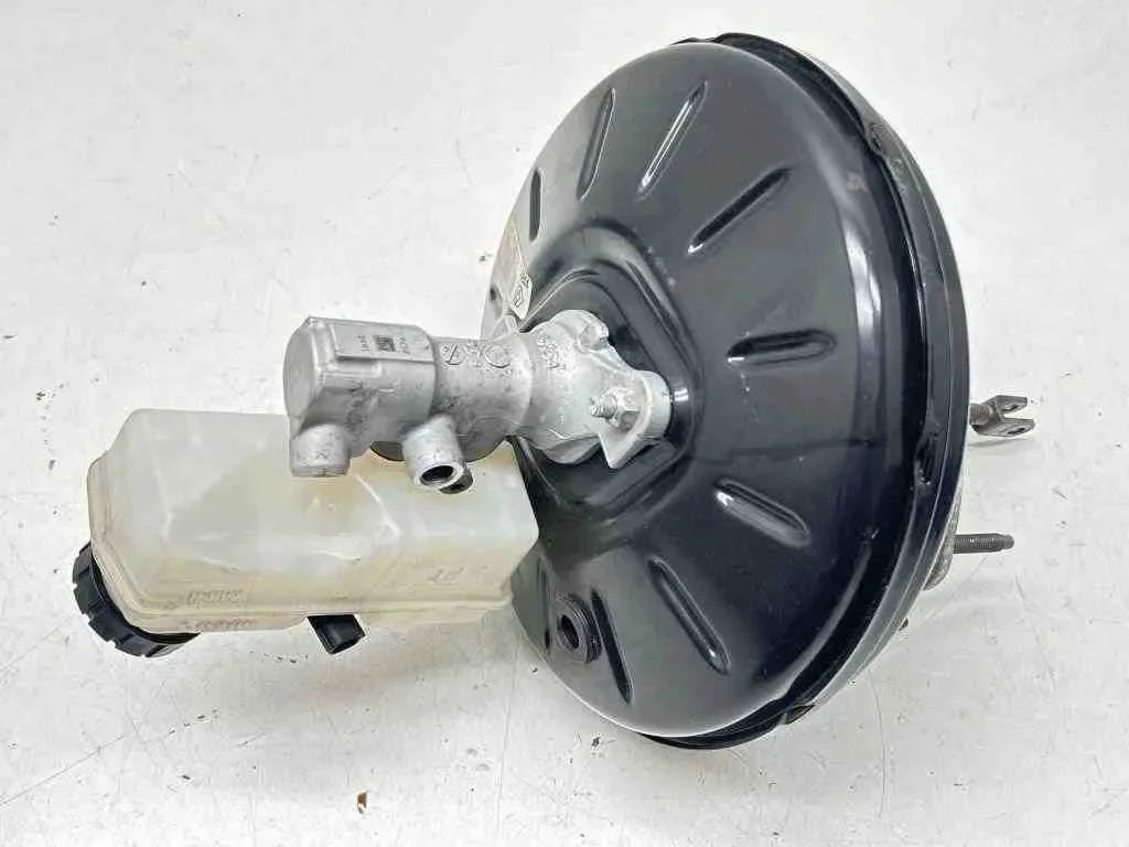 Bromsservo Renault 472103202R