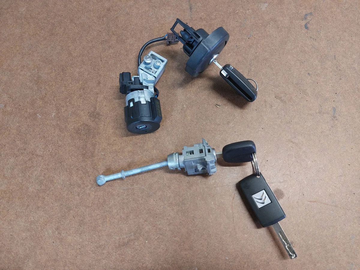 Interruptor de encendido Citroen C5 III X7 DGK2560