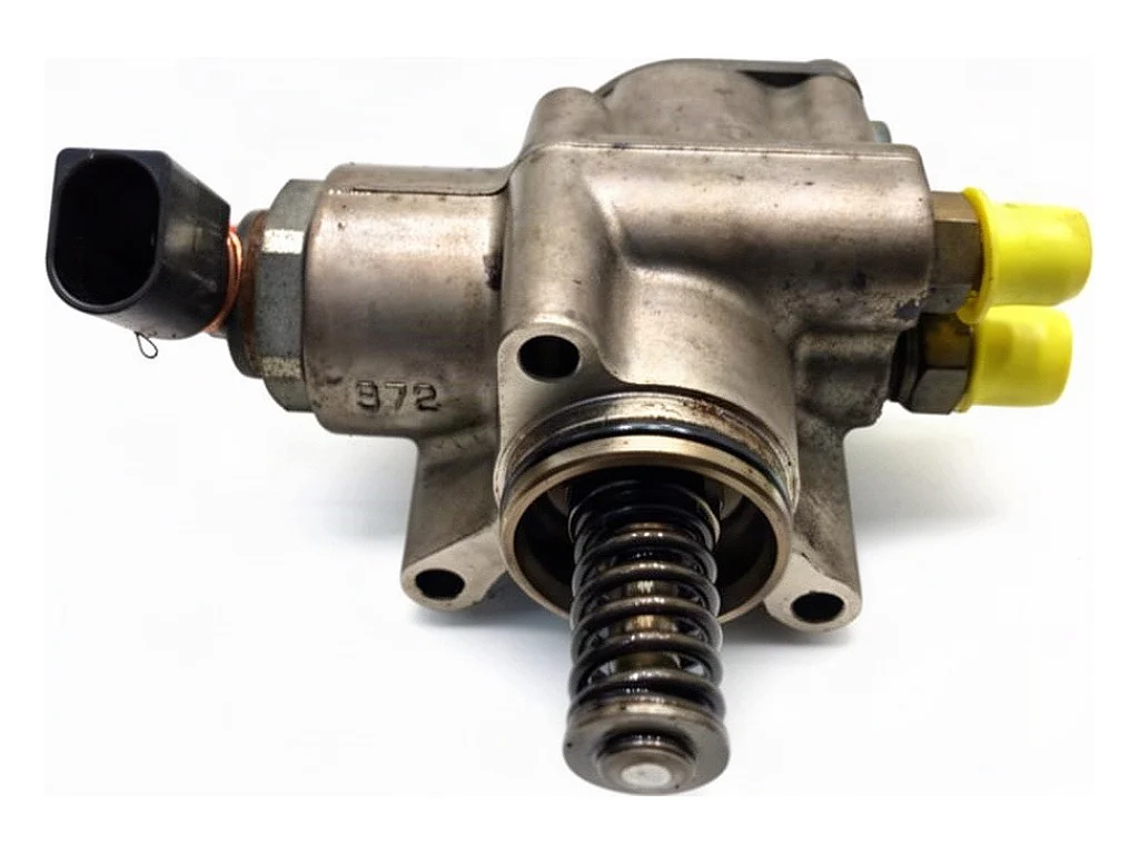 Pompe haute pression Audi A8 D3 5.2 FSI 07L026A