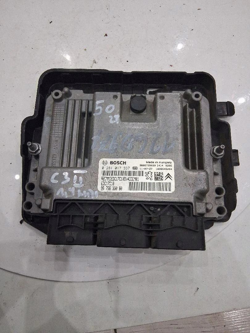 Centralina EDC17C10 Citroen C3 II 9676833080