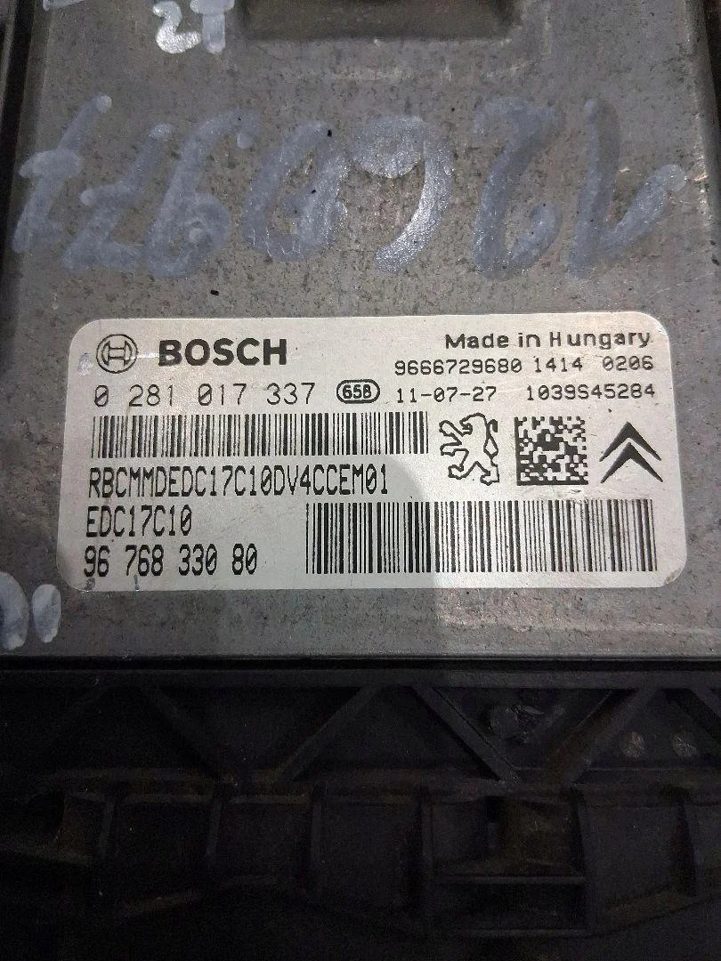 Regeleenheid EDC17C10 Citroen C3 II 9676833080