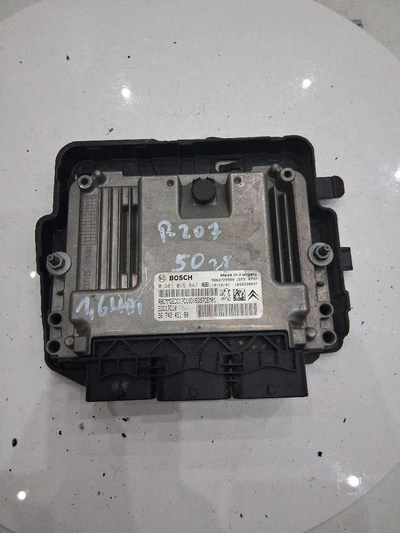 Regeleenheid Peugeot 207 1.6 HDI 9674245180