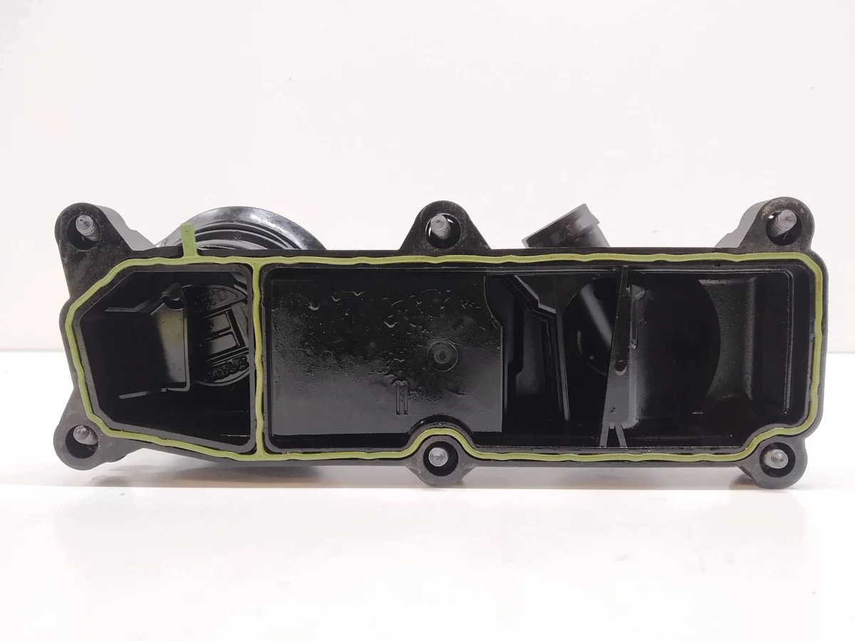 Porsche Panamera öljypumppu 06M103A01